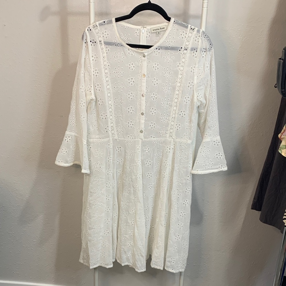 Chic White Eyelet Long Sleeve
